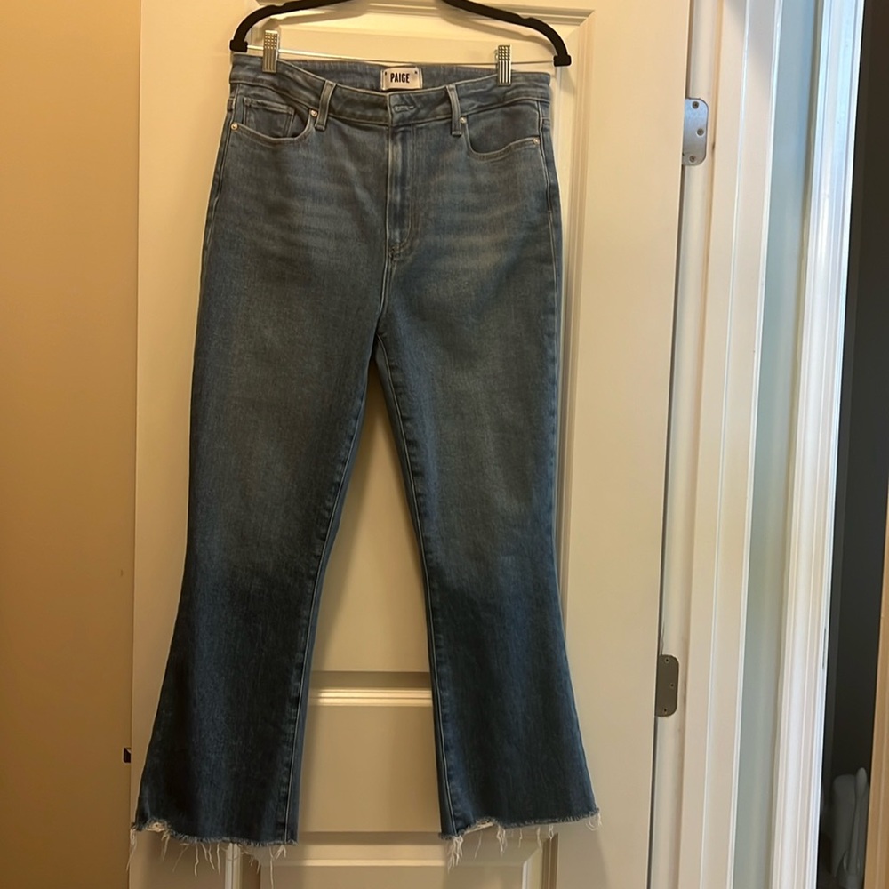 Super cute Paige distressed and frayed jeans